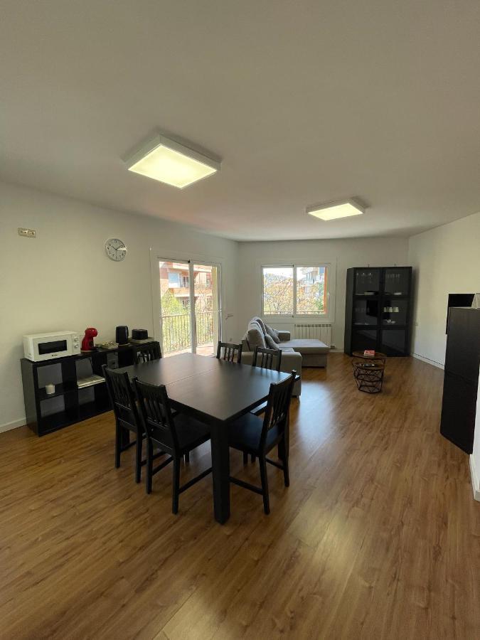 Apartamento Centrico En Berga - Alberga Exterior photo